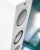 KEF R11